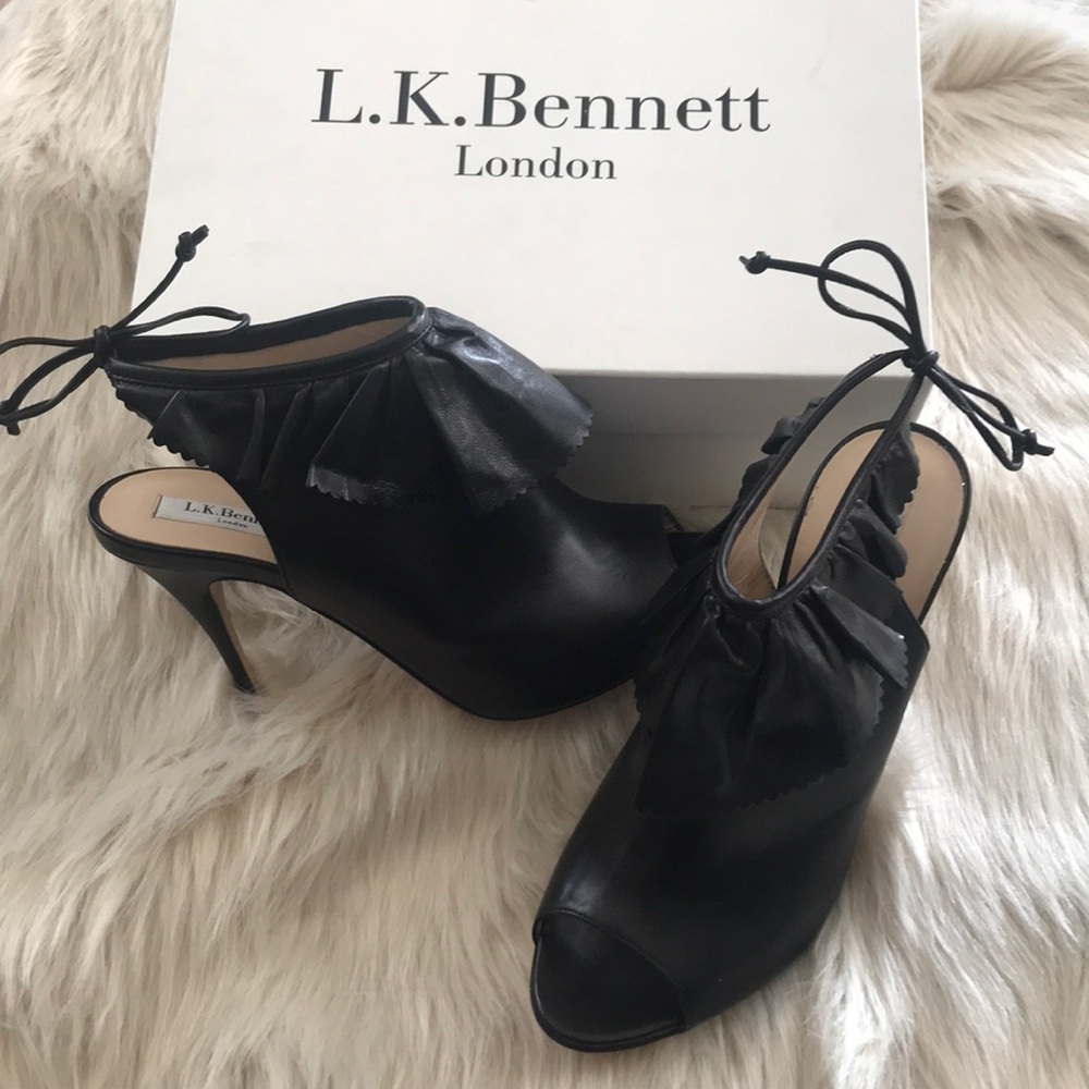 BNWTIB L.K.Bennett Riley black leather heels
